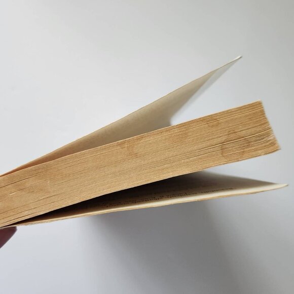 China Miéville "The City & The City" Paperback Book - Picture 5 of 10